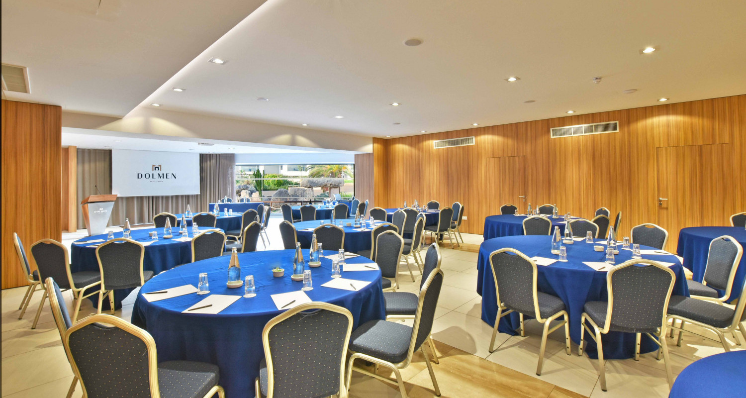 athena - carbaret style